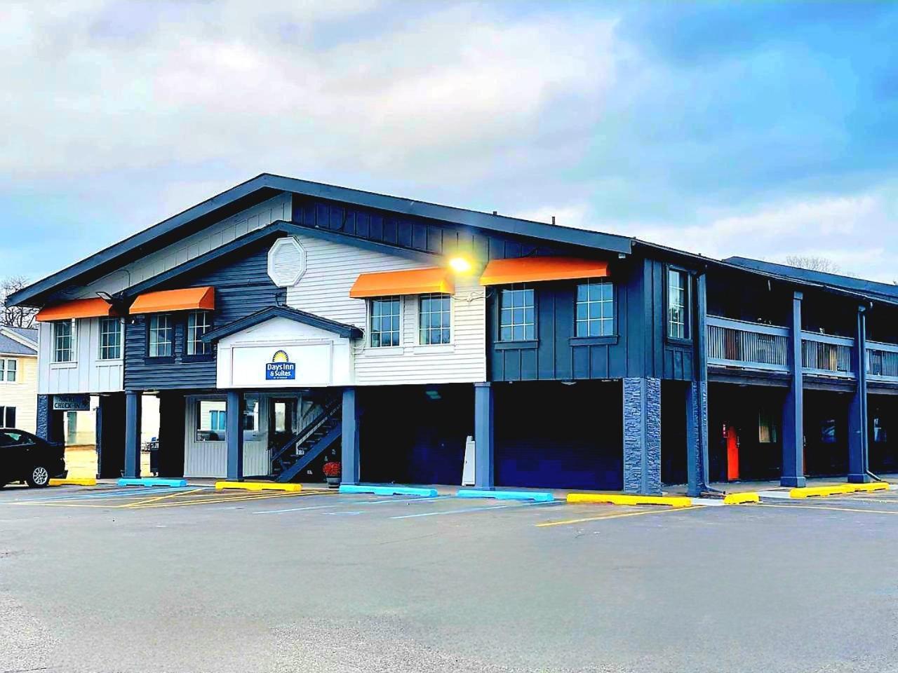 Days Inn And Suites By Wyndham Port Huron Eksteriør billede