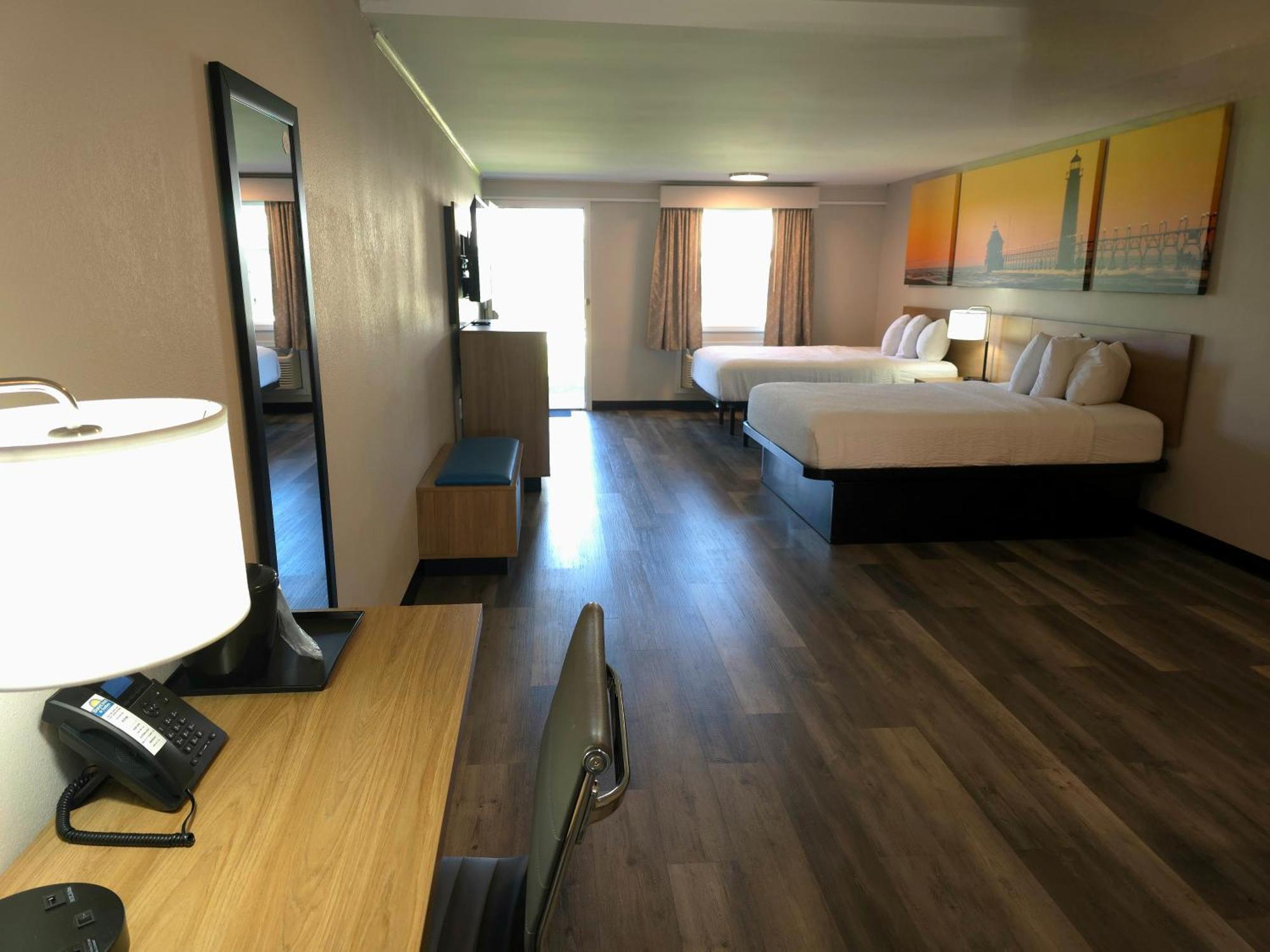 Days Inn And Suites By Wyndham Port Huron Eksteriør billede